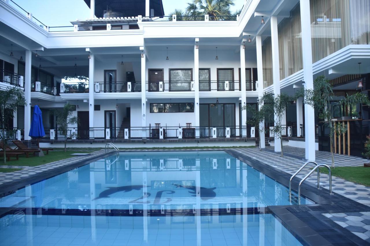 J7 Villaj Resort Trincomalee Exterior foto